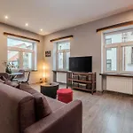 아파트 Senamiescio Tiltu Apartamentai
