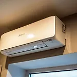 아파트 Senamiescio Tiltu Apartamentai 클라이페다