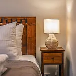 아파트 Senamiescio Tiltu Apartamentai *